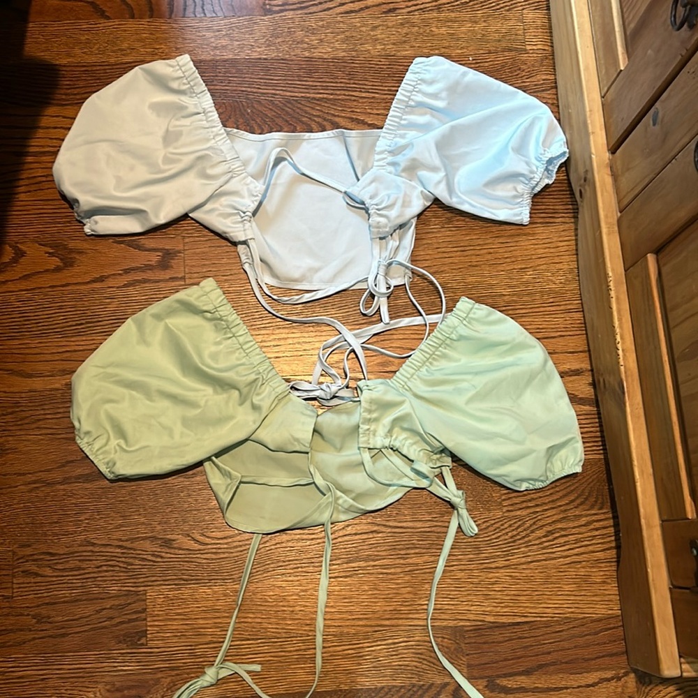 Prebundled crop tops